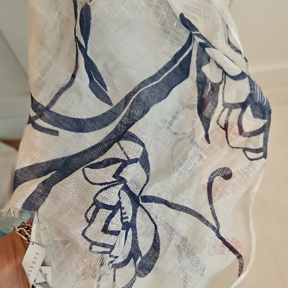 White and Blue Floral Scarf - Picture 2 of 2